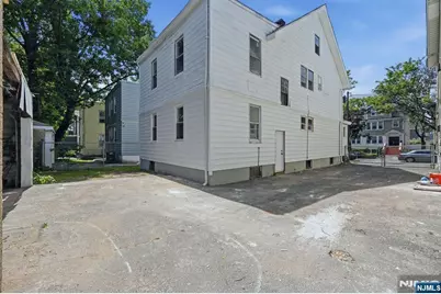 203-205 Hansbury, Newark, NJ 07112 - Photo 45