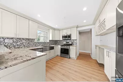 566 2nd Street, Carlstadt, NJ 07072 - Photo 9