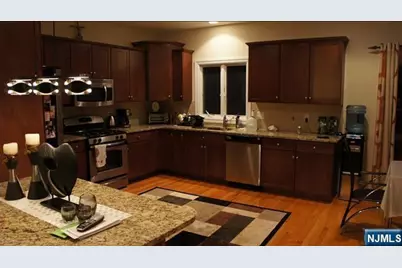 376 Aurora Avenue, Cliffside Park, NJ 07010 - Photo 3