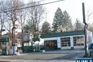 441 Broad Ave, Leonia, NJ 07605 - Photo 1