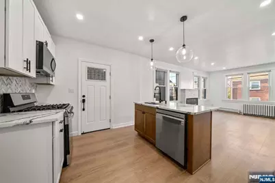 170 Cedar Street Fl 1 #Fl 1, Cliffside Park, NJ 07010 - Photo 1