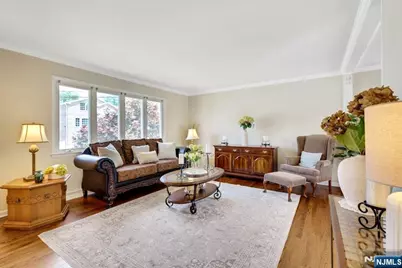 11 Monnett Street, Little Ferry, NJ 07643 - Photo 9