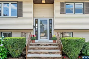 11 Monnett St, Little Ferry, NJ 07643 - Photo 5