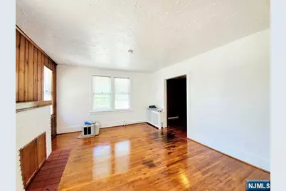 557 Grand Avenue 2nd Fl #2nd FL, Leonia, NJ 07605 - Photo 5