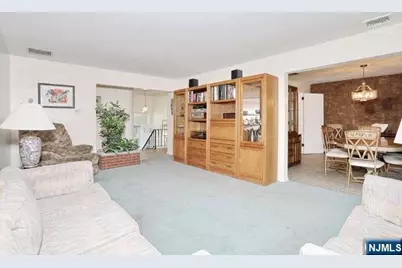 65 Haven Avenue, Bergenfield, NJ 07621 - Photo 5