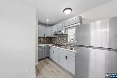 47 Helen, Moonachie, NJ 07074 - Photo 3
