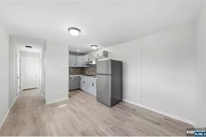 47 Helen, Moonachie, NJ 07074 - Photo 5