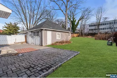 315 Mary Street, Englewood, NJ 07631 - Photo 29