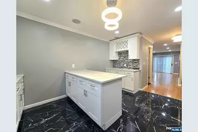 174 Palisade Avenue 109 #109, Garfield, NJ 07026 - Photo 9