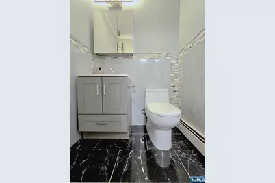 174 Palisade Avenue 109 #109, Garfield, NJ 07026 - Photo 11