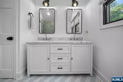 107 Highland Avenue, Ridgewood, NJ 07450 - Photo 21