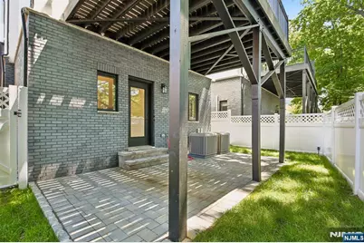 2189 Jones Road, Fort Lee, NJ 07024 - Photo 31