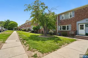 18 Wedgewood Dr 25, Verona, NJ 07044 - Photo 1