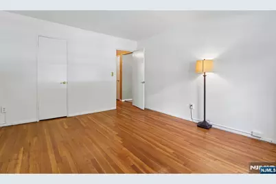 18 Wedgewood Drive 25 #25, Verona, NJ 07044 - Photo 17