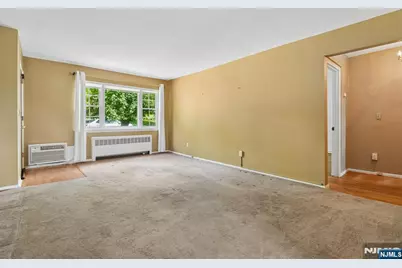 18 Wedgewood Drive 25 #25, Verona, NJ 07044 - Photo 5