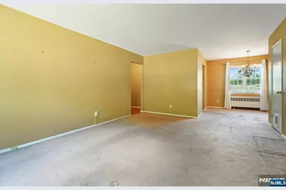 18 Wedgewood Drive 25 #25, Verona, NJ 07044 - Photo 7