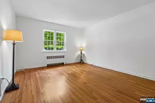 18 Wedgewood Dr 25, Verona, NJ 07044 - Photo 17