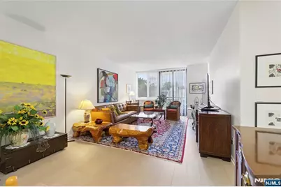 100 Carlyle Drive 5Hs #5HS, Cliffside Park, NJ 07010 - Photo 5