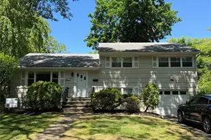 3 Spruce Pl, Ho Ho Kus, NJ 07423 - Photo 1