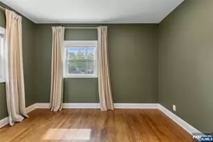 125 N 1st St, Bergenfield, NJ 07621 - Photo 11