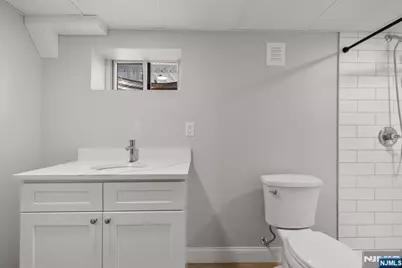 125 N 1st Street, Bergenfield, NJ 07621 - Photo 17