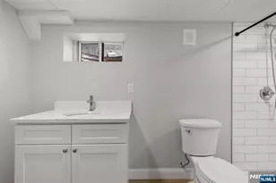 125 N 1st St, Bergenfield, NJ 07621 - Photo 17
