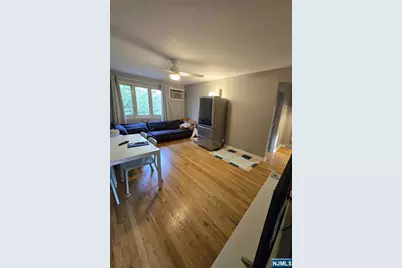 125 E Clinton Avenue 3B #3B, Bergenfield, NJ 07621 - Photo 3