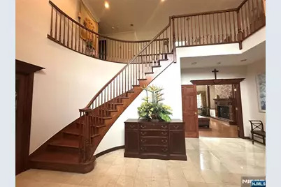 604 Grandview Terrace, Franklin Lakes, NJ 07417 - Photo 5