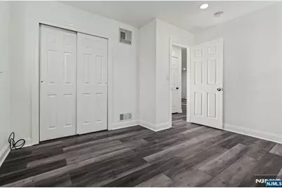 254 Lexington Avenue 2 #2, Dumont, NJ 07628 - Photo 9
