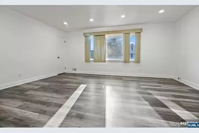 254 Lexington Avenue 2 #2, Dumont, NJ 07628 - Photo 3