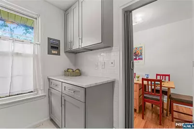 23-08 Howard D #D, Fair Lawn, NJ 07410 - Photo 11