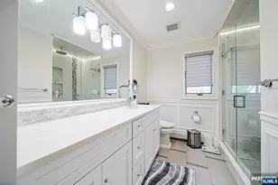 897 Virgil Ave, Ridgefield, NJ 07657 - Photo 41