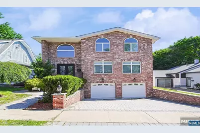 897 Virgil Avenue, Ridgefield, NJ 07657 - Photo 1