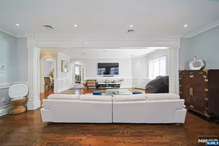 897 Virgil Ave, Ridgefield, NJ 07657 - Photo 15