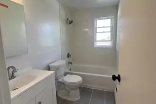 117 Feronia Way 2nd Floor, Rutherford, NJ 07070 - Photo 11