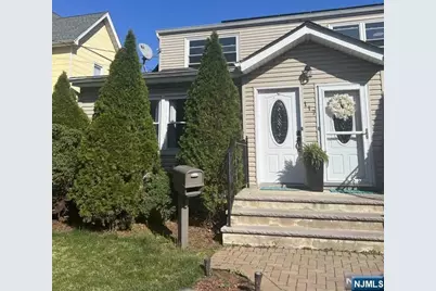 117 Feronia Way 2nd Floor #2nd floor, Rutherford, NJ 07070 - Photo 1