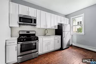220 Delaware Ave, Jersey City, NJ 07306 - Photo 23