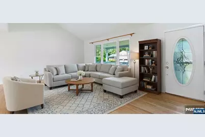 164 Gordon Court, Oradell, NJ 07649 - Photo 3
