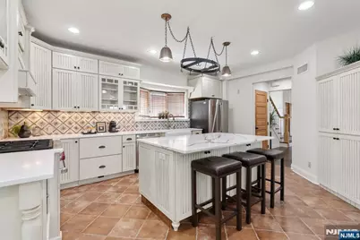 13 Glenview Road, Caldwell, NJ 07006 - Photo 19