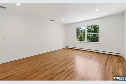2 W Gate Road, Saddle River, NJ 07458 - Photo 23