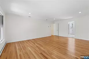 2 W Gate Rd, Saddle River, NJ 07458 - Photo 33