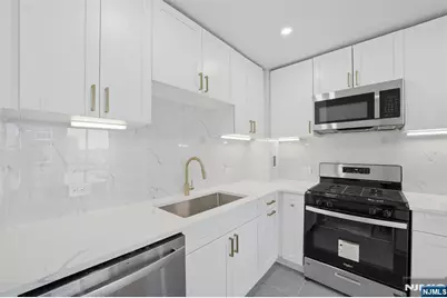 20 Newport Parkway 2012 #2012, Jersey City, NJ 07310 - Photo 29