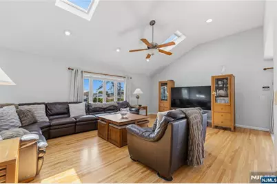 88 Avenue A, Lodi, NJ 07644 - Photo 5
