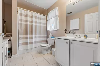 88 Avenue A, Lodi, NJ 07644 - Photo 27