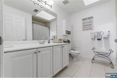 88 Avenue A, Lodi, NJ 07644 - Photo 15