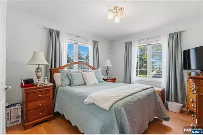 88 Avenue A, Lodi, NJ 07644 - Photo 29