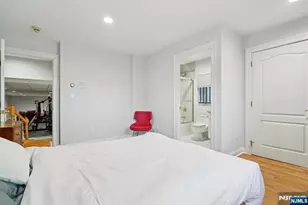 32 Laurie Dr, Englewood Cliffs, NJ 07632 - Photo 37