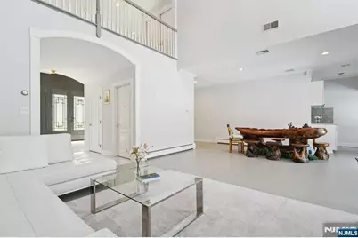 32 Laurie Drive, Englewood Cliffs, NJ 07632 - Photo 23
