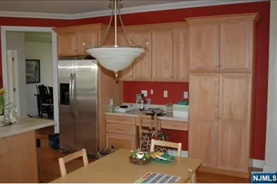 10 Lee Court, Waldwick, NJ 07463 - Photo 5