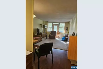 2200 N Central Road 2V #2V, Fort Lee, NJ 07024 - Photo 3